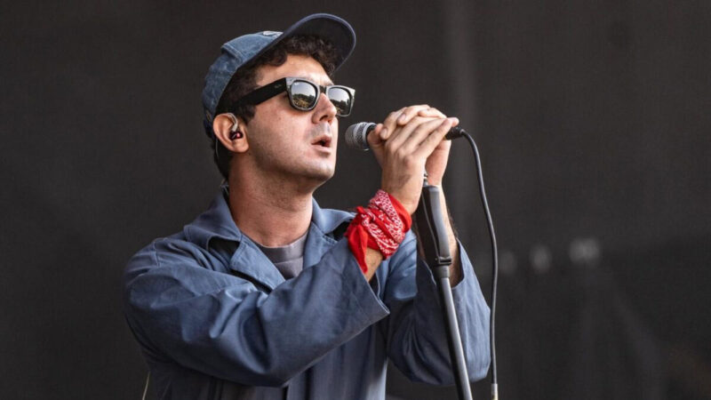 Jakuzi – Sahipsiz Gölge Şarkı Sözleri