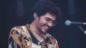 Mavi Gri – Seni Bana Vermediler Şarkı Sözleri