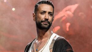 Tan Taşçı – Ağla Ağla Şarkı Sözleri