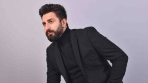 Taner Çolak – Mutlu Ol Doğum Gününde Şarkı Sözleri