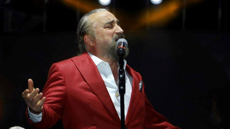 Volkan Konak – Yarim Yarim Şarkı Sözleri