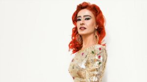 Yıldız Tilbe – Sana Aşk olsun Şarkı Sözleri