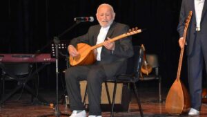 Ali Ercan – Medine'ye Varamadım İlahi Sözleri