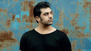 Bayhan – Salını Salını Şarkı Sözleri