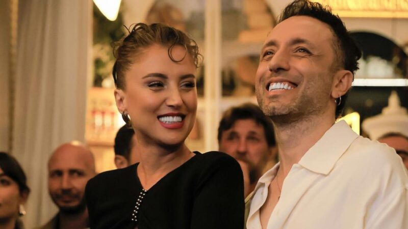 Bengü Beker & Mabel Matiz – Siyah İncim Şarkı Sözleri