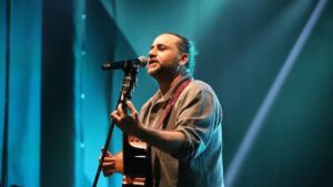 Bora Duran – Sana Doğru Şarkı Sözleri