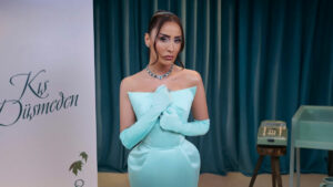 Hande Ünsal – Kış Düşmeden Şarkı Sözleri