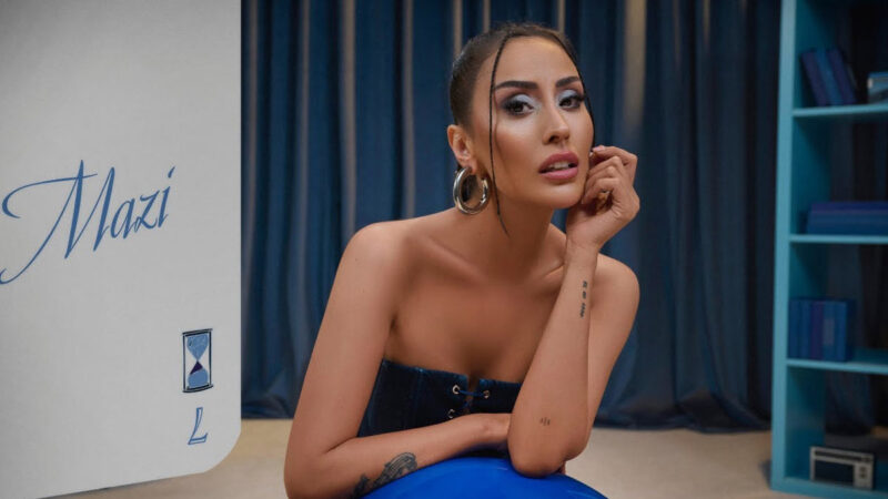 Hande Ünsal – Mazi Şarkı Sözleri