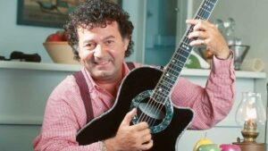 Kayahan – Şikayetim Var Şarkı Sözleri