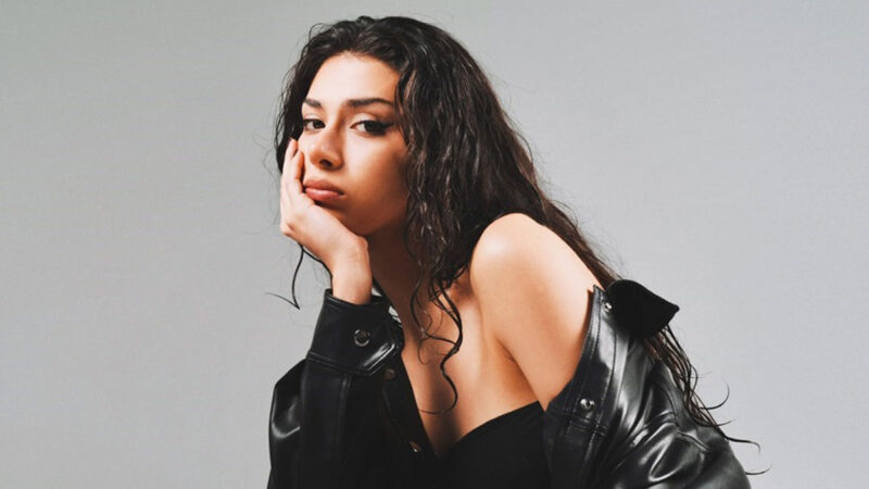 M Lisa – Gecelerde Şarkı Sözleri