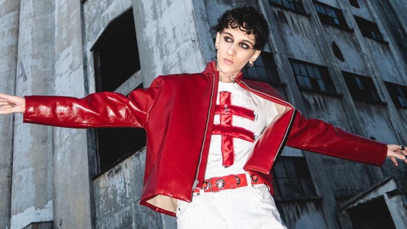 Mavi – Deniyorum, Ama Şarkı Sözleri