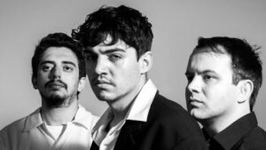 Mavi Gri – Ben Neyi Beceremedim Şarkı Sözleri