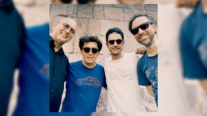 Pinhani – Kırk Beş Şarkı Sözleri