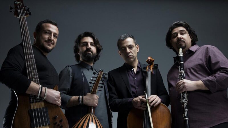 Rubato – Kaç Kadeh Kırıldı (Unutamadım) Şarkı Sözleri