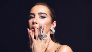 Sıla – Yoruldum Şarkı Sözleri