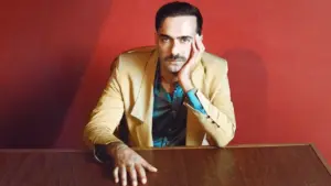 Mert Demir – Delisin Şarkı Sözleri