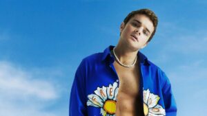 Cem Yenel – Aşka Düşelim Mi? Şarkı Sözleri