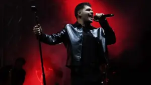 Emir Can İğrek – Ruj Şarkı Sözleri