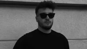 Göksel İpekçi – Büyülü Şarkı Sözleri