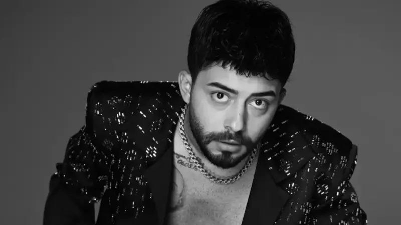 Kurtuluş Kuş – Sarılmam Lazım Şarkı Sözleri