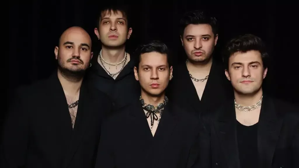 Madrigal – Yokluğun Fena Şarkı Sözleri