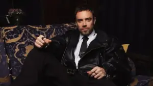 Murat Dalkılıç – Mesafeler Şarkı Sözleri