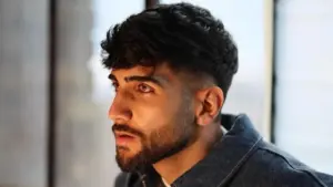 Amo988 – Özür Dilerim Şarkı Sözleri