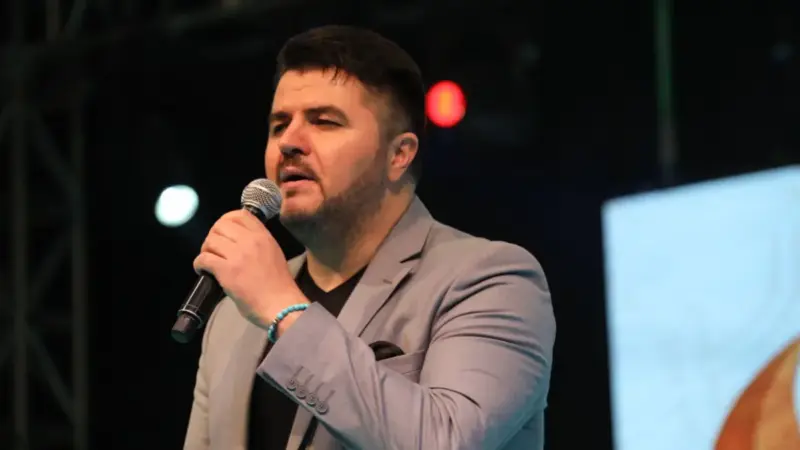 Hasan Dursun – Giydim Beyazları İlahi Sözleri