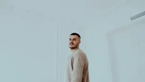 Vedat Alçay – Acı Biber Şarkı Sözleri