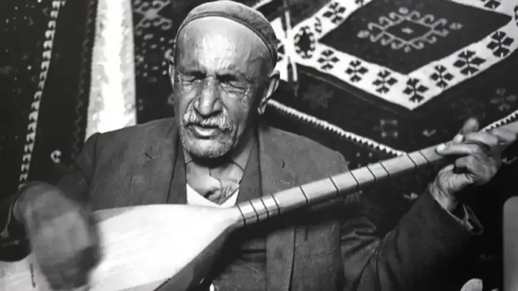 Aşık Veysel – Dostlar Beni Hatırlasın video