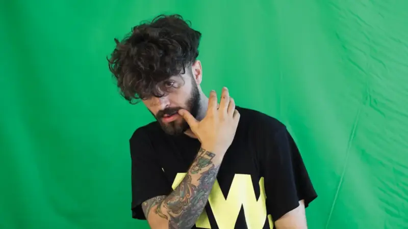 Şehinşah – Plüton Şarkı Sözleri