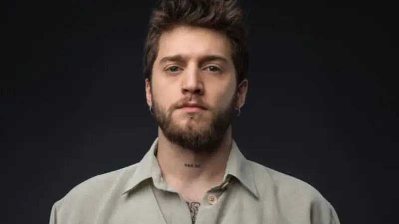 Ufuk Beydemir – Rüyalarda Şarkı Sözleri