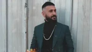 Decrat – Bana Sor Şarkı Sözleri