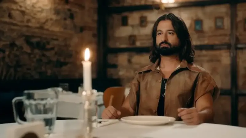 Koray Avcı – Çivi Çiviyi Söker Şarkı Sözleri