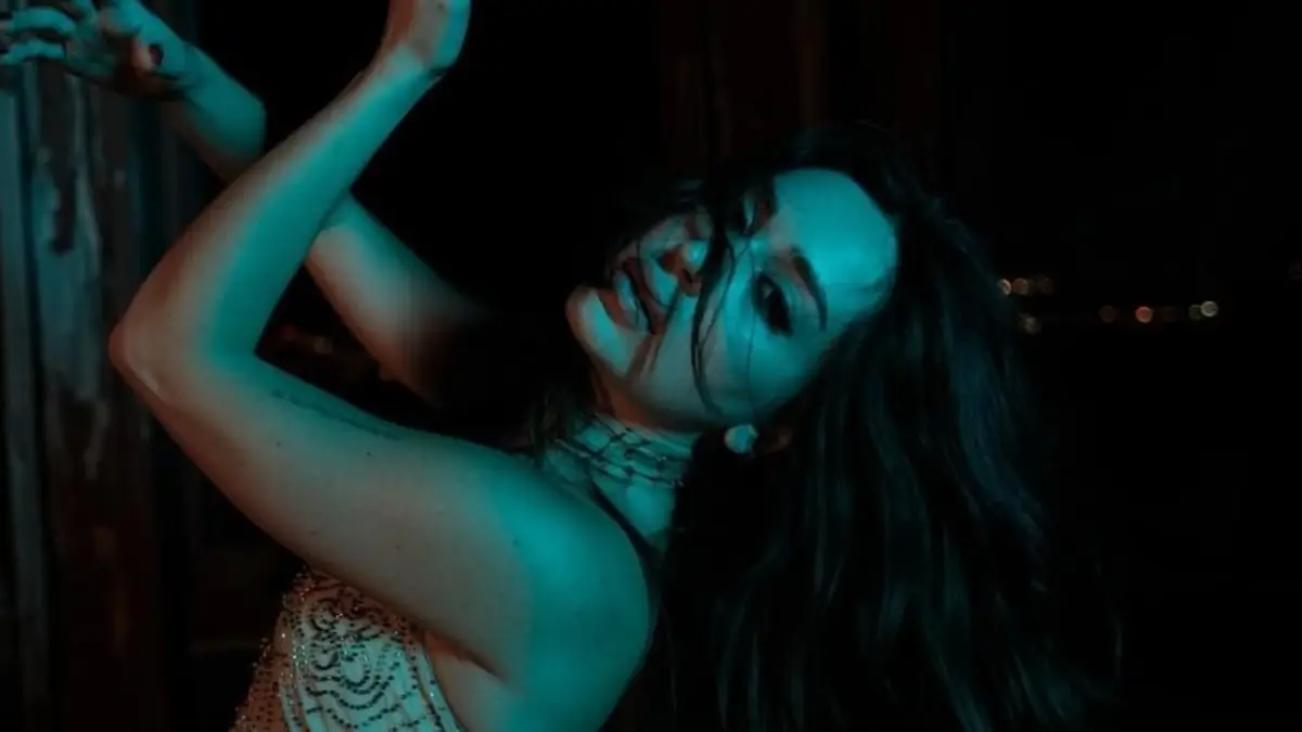 Afra – Sefer Tası Şarkı Sözleri