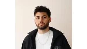 Evdeki Saat – Uzunlar (V1) Şarkı Sözleri