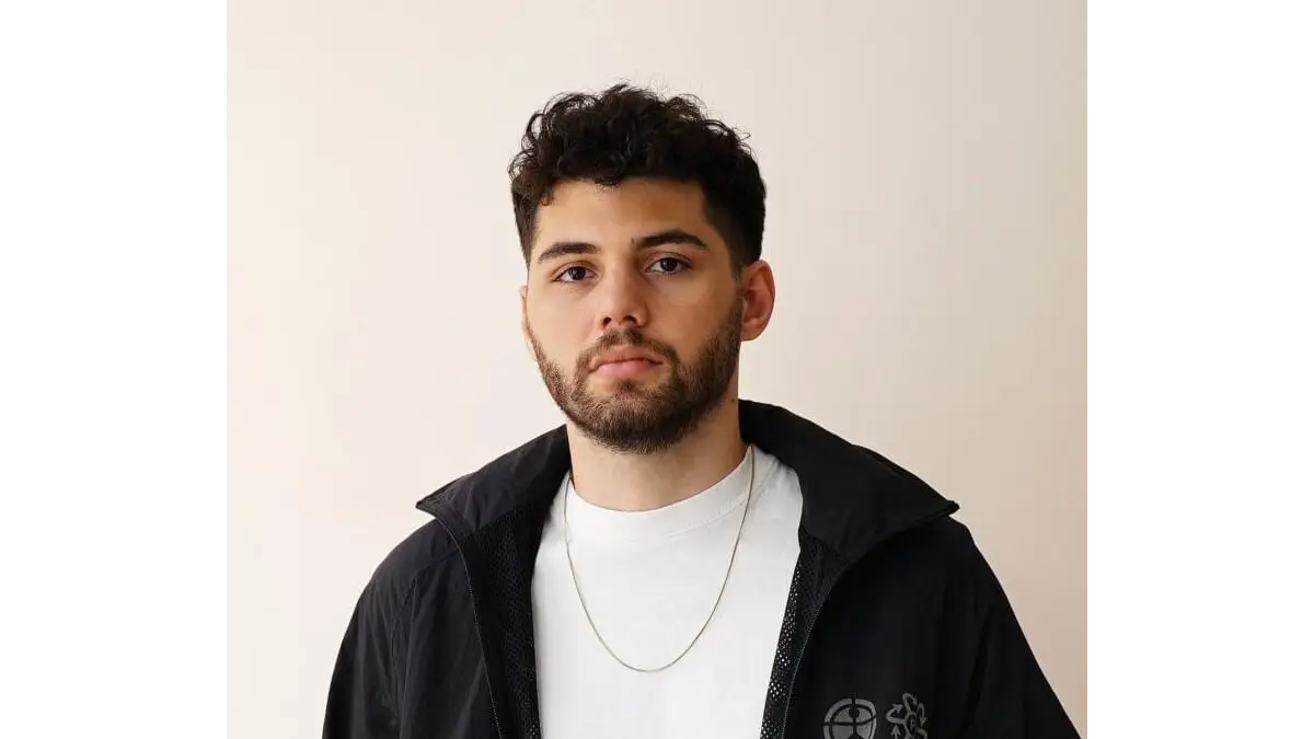 Evdeki Saat – Uzunlar (V1) Şarkı Sözleri