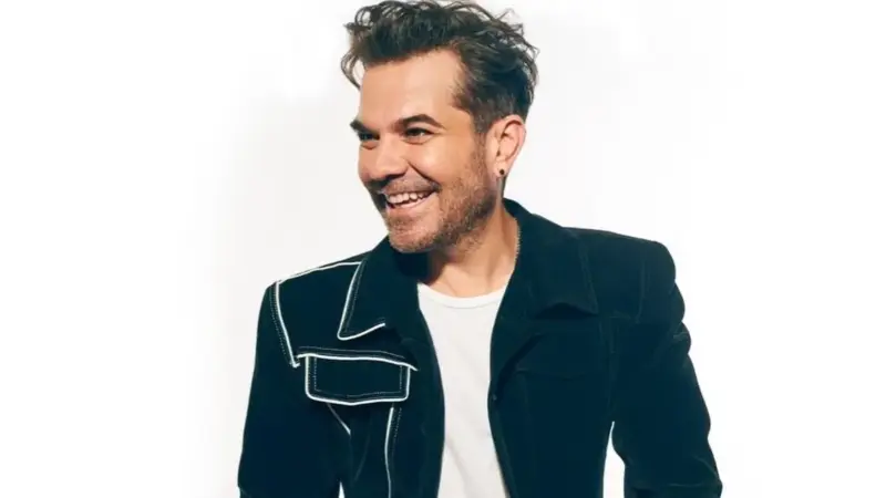 Kenan Doğulu – Ne İstersen O Şarkı Sözleri