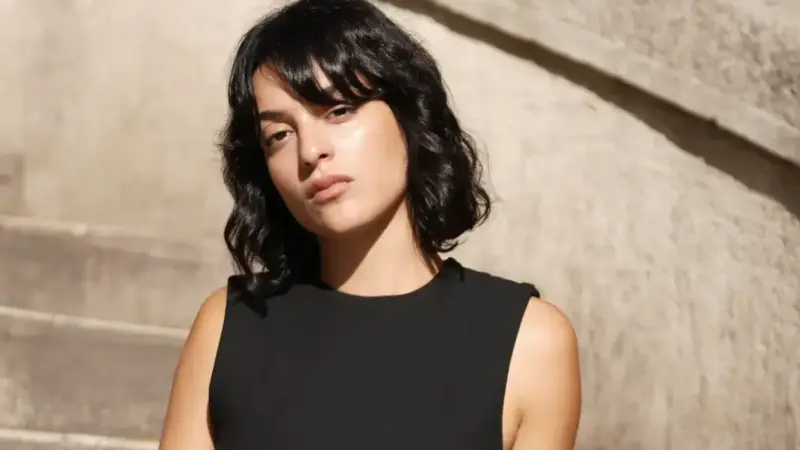 Sena Şahin – Vicdanın Hakkında Şarkı Sözleri