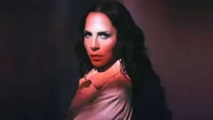 Sertab Erener – Bir Tek Annem Olsun Şarkı Sözleri