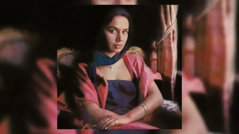 Sezen Aksu – Hata Şarkı Sözleri