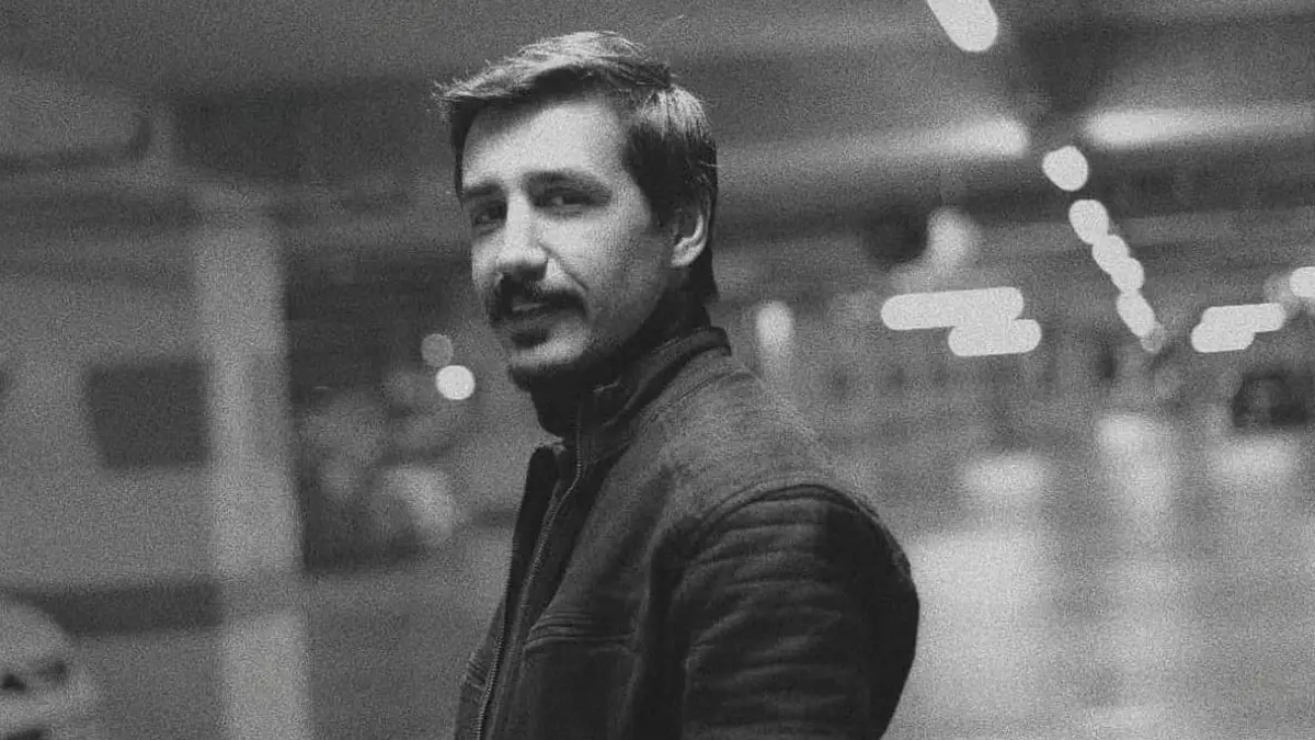 Alper Ayyıldız – Müsaitsen Eğer Şarkı Sözleri