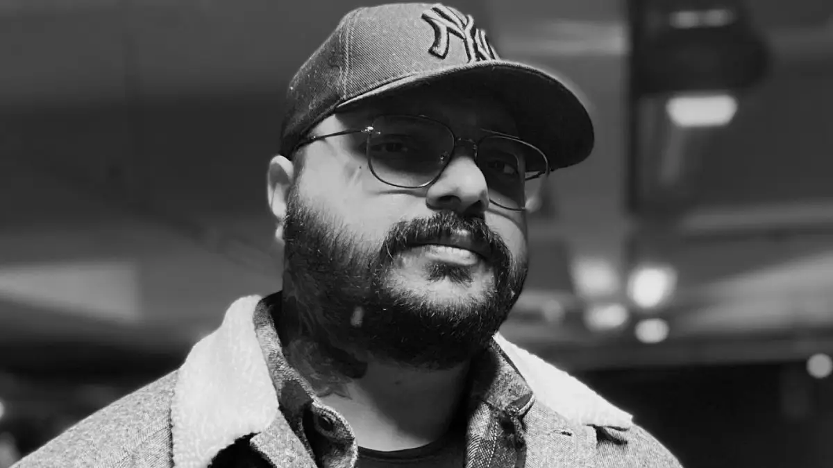 Ayaz Erdoğan – Adını Meze Etmem Şarkı Sözleri