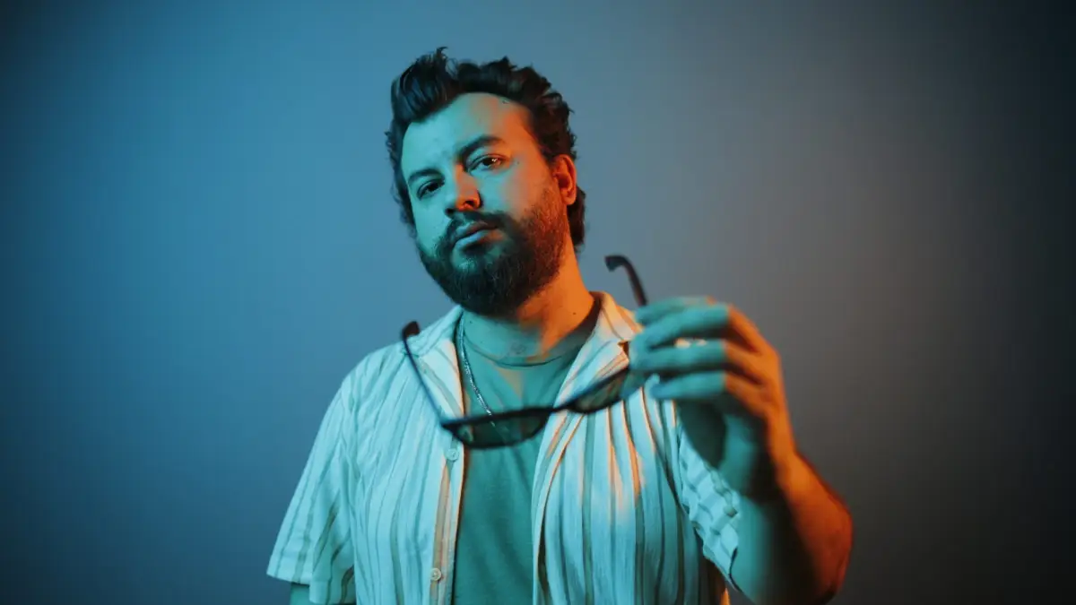 Cihan Mürtezaoğlu – Bir Beyaz Orkide Şarkı Sözleri