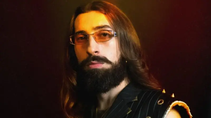 Emre Fel – Eyvahlar Olsun Şarkı Sözleri