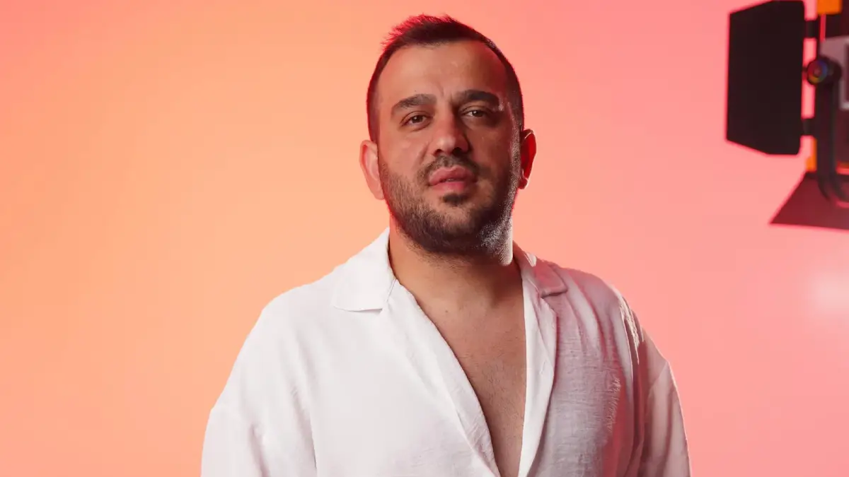 Gökhan Namlı – Kim Sanmıştın Şarkı Sözleri