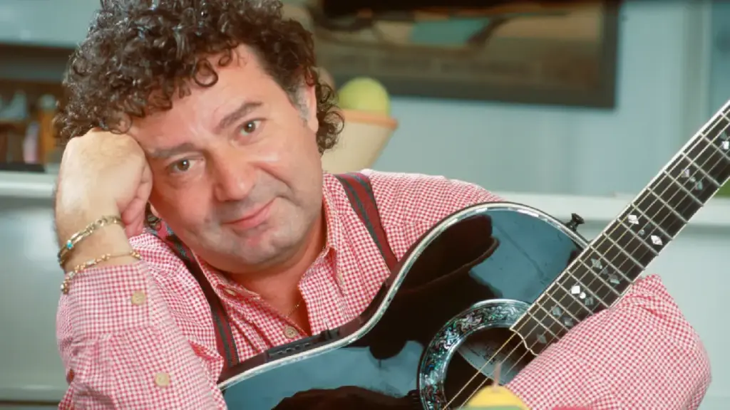 Kayahan – Bir Aşk Hikayesi video