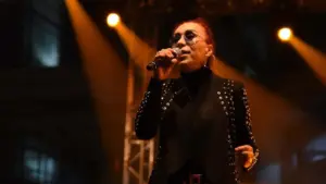 Leman Sam – Rüzgar Şarkı Sözleri