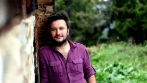 Salih Yılmaz – Yaylanın Çimenine Şarkı Sözleri