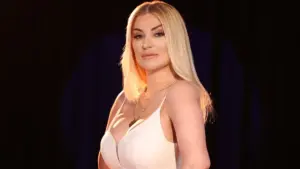 Songül Karlı – Dallarımı Kırdılar Şarkı Sözleri